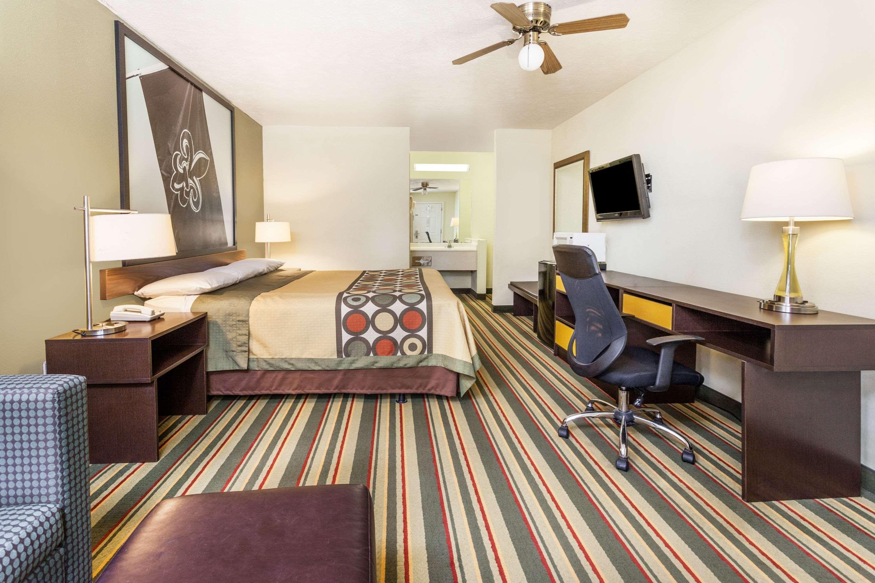 Super 8 By Wyndham Brookhaven Exterior foto