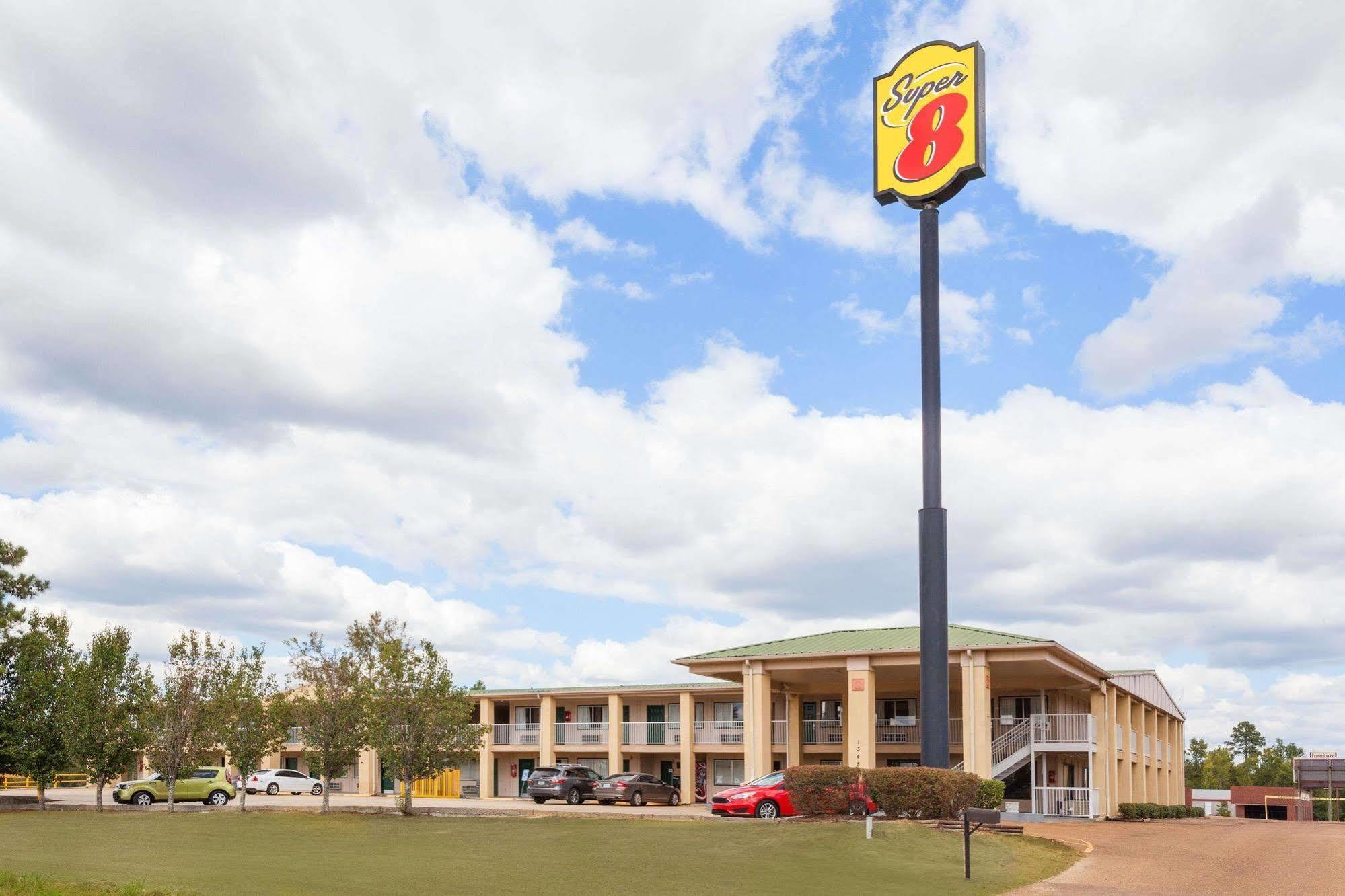Super 8 By Wyndham Brookhaven Exterior foto